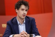 万年历表人工智能实验室Mistral将推出其首款推理模型，挑战 OpenAI