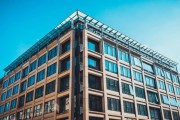 万年历表保利置业集团：拟发行不超过10亿元公司债券，用于置换偿还回售公司债券本金的自有资金